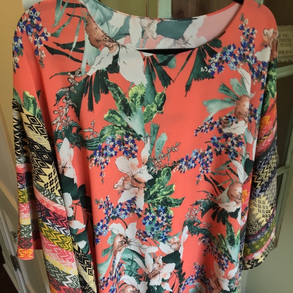 Floral BOHO Poncho Pull Over Top summer spring - Picture 2 of 3